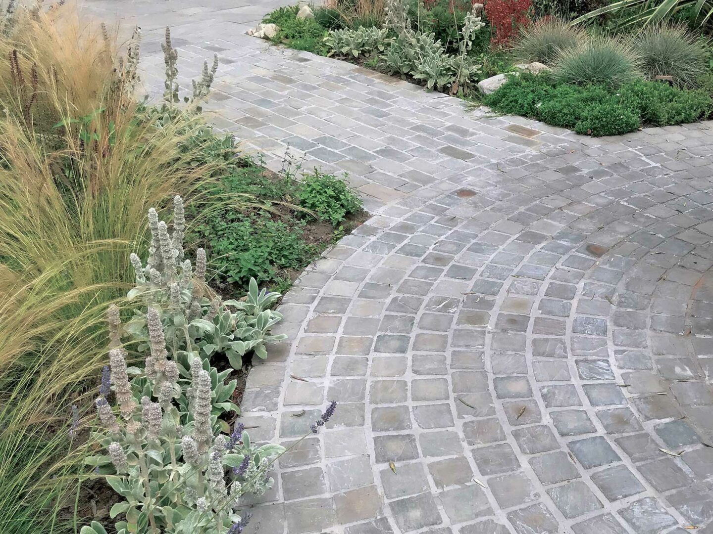 Natural Stone Setts and Cobbles Guide