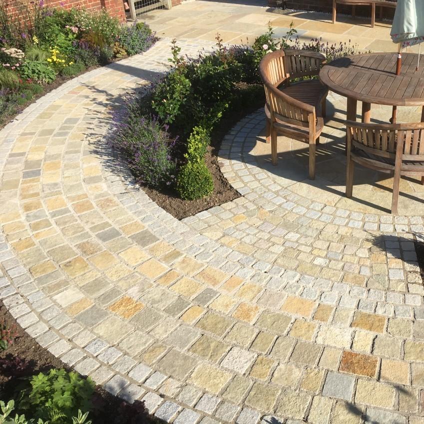 Setts and cobbles design pattern possibilities